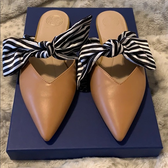 Kurt Geiger Shoes - 🎉HP🎉 Kurt Geiger Bow Tan Brown Mule Shoes Size EU 39